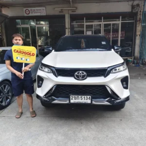 ภาพการประเมินราคา Fortuner มือสอง รับรถพร้อมเอกสารโอนลอยถึงที่ทำงาน