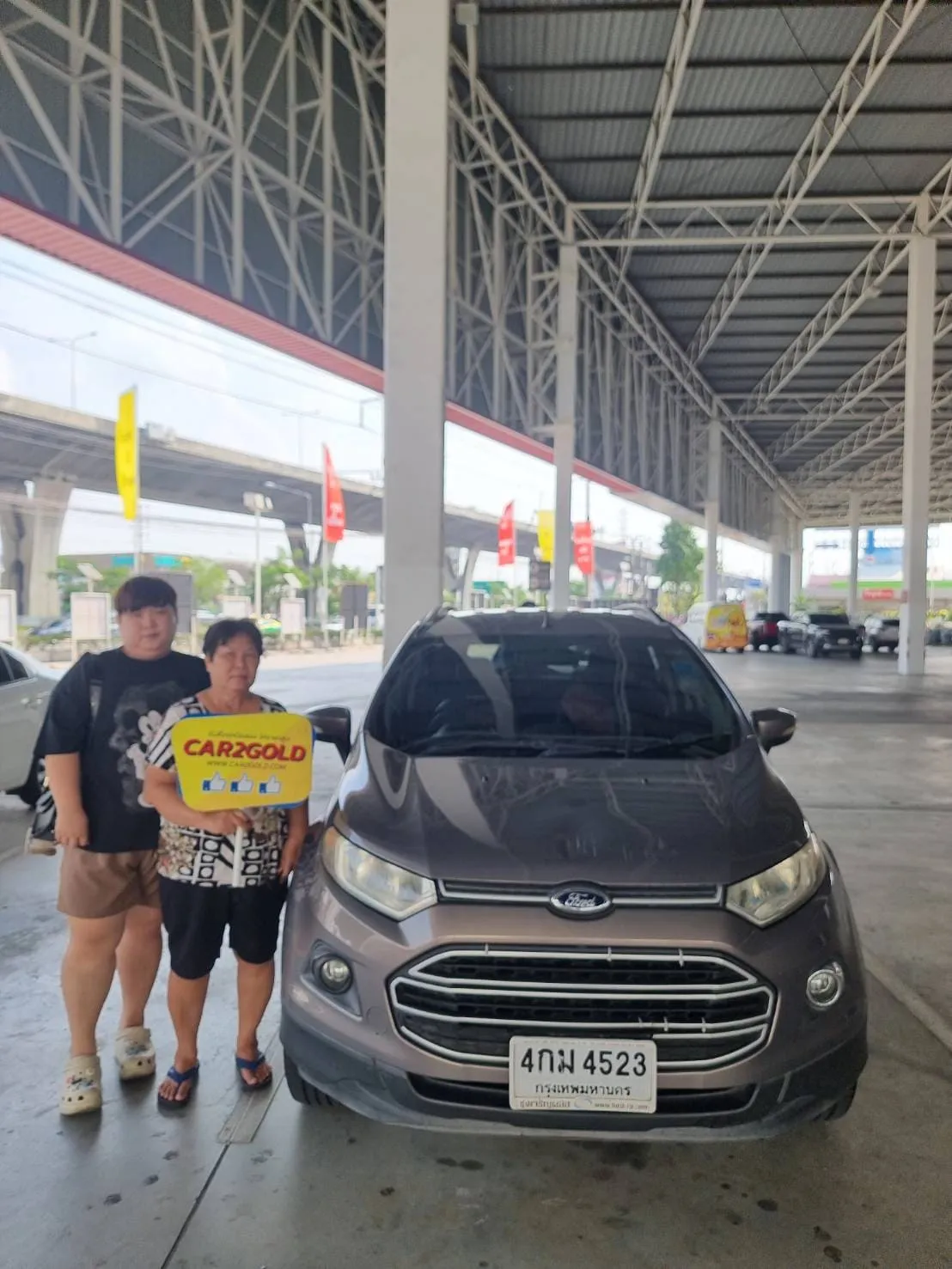 บริการประเมินราคาและรับซื้อรถ Ford EcoSport สีเทา รถบ้านใช้งานดูแลดี ขั้นตอนง่ายโอนไว