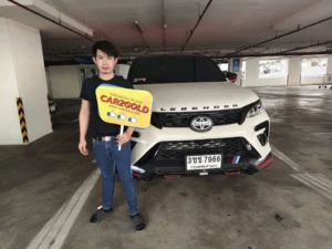 บริการรับซื้อรถบ้านแท้ Toyota Fortuner บริการปิดยอดไฟแนนซ์ให้รวดเร็ว