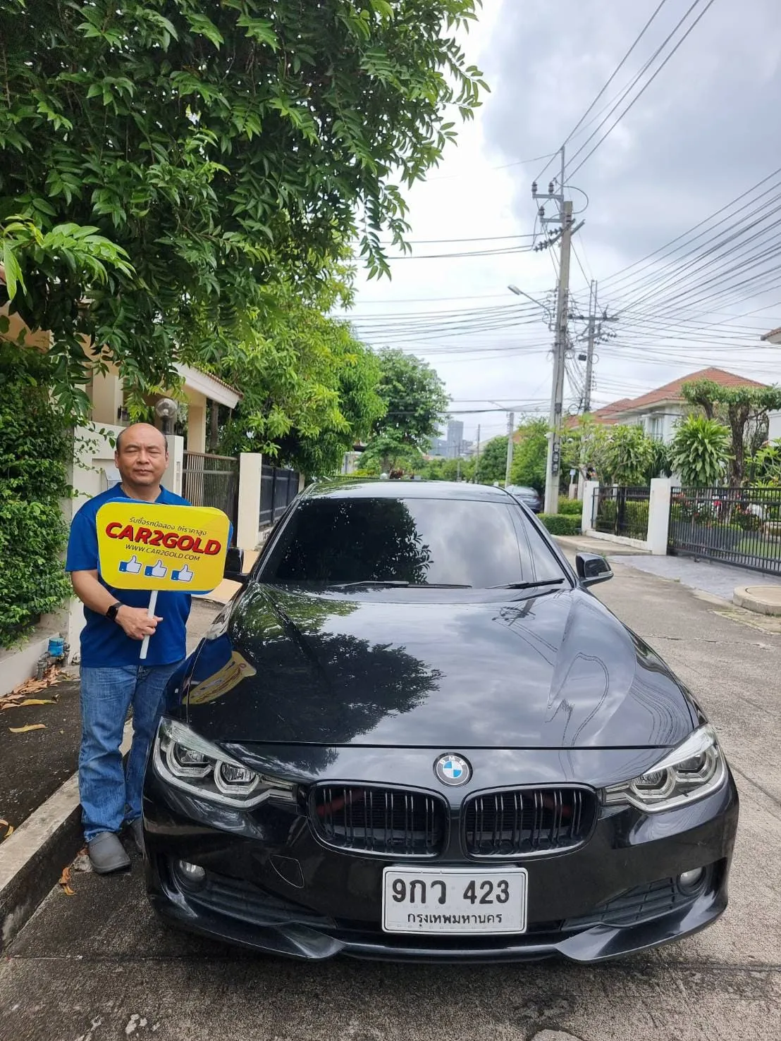 รีวิวรับซื้อรถสปอร์ตซีดาน BMW 3 Series มือสอง สีดำ สภาพสวย ประเมินราคาฟรี ตีราคาตรงไปตรงมา