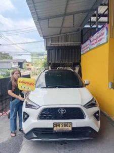 รีวิวรับซื้อรถครอบครัว Toyota Yaris Cross มือสอง สภาพป้ายแดง ไมล์น้อย
